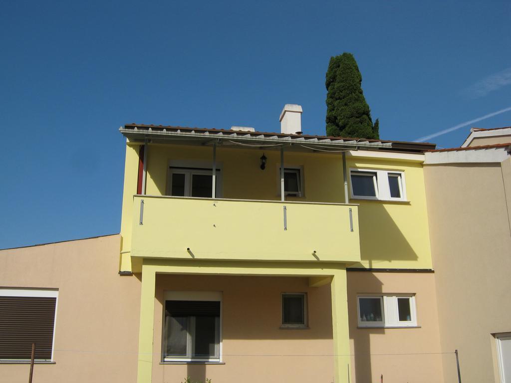 Apartmani Slavulj Fazana Luaran gambar
