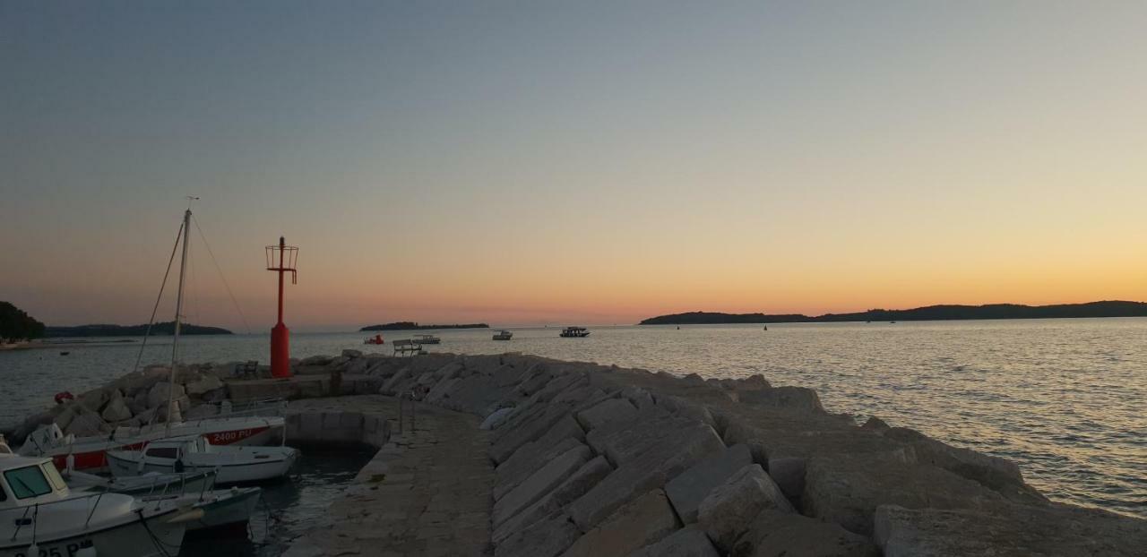 Apartmani Slavulj Fazana Luaran gambar